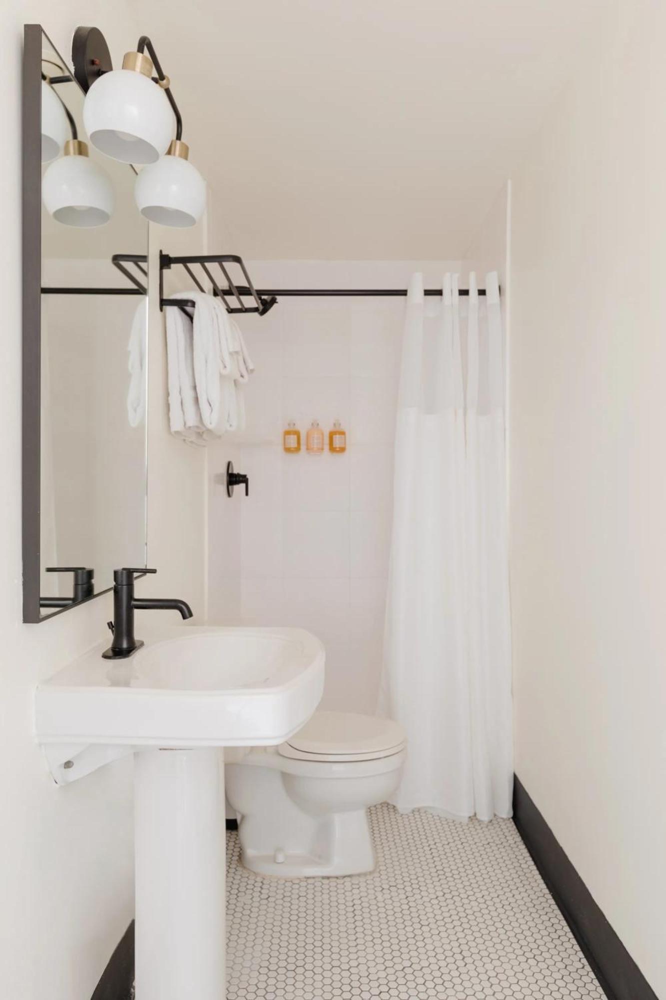 Dupont Circle Embassy Inn By Found Washington Luaran gambar